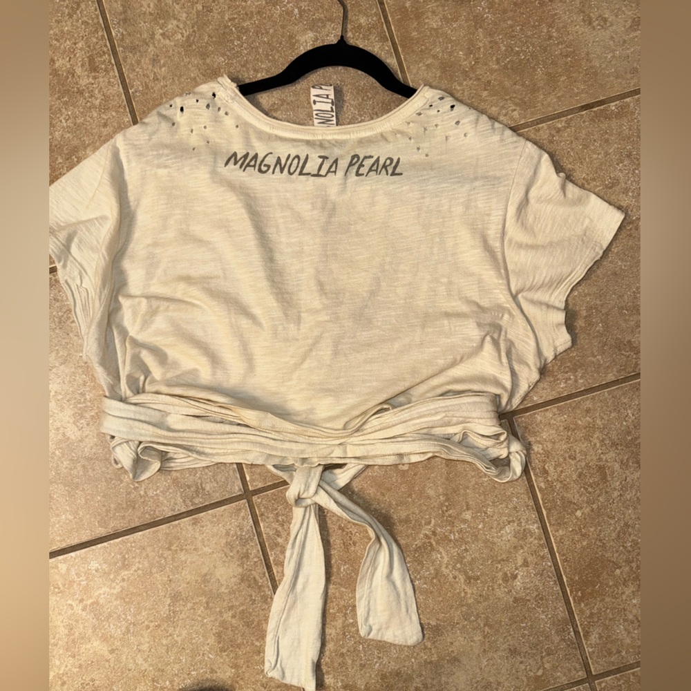 Magnolia Pearl Eye of Providence Tawney Wrap Tee - Picture 7 of 7